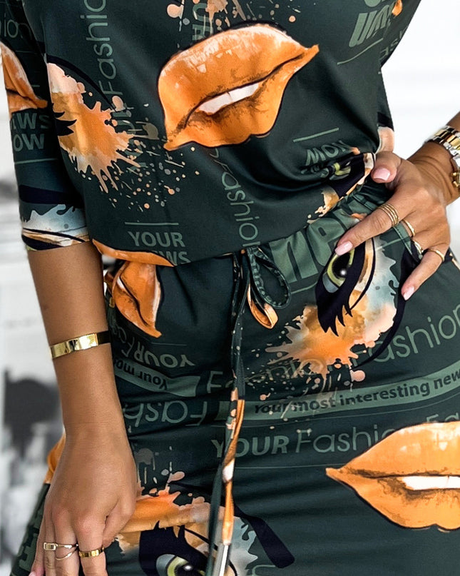 20500-5-Sportkleid mit Taschen - grün mit orangefarbenen Lippen-5