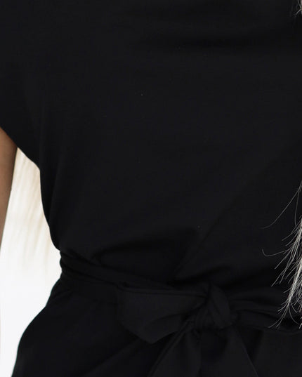 20660-5-ROXI Kleid mit asymmetrischem Rock und Gürtel – SCHWARZ-5