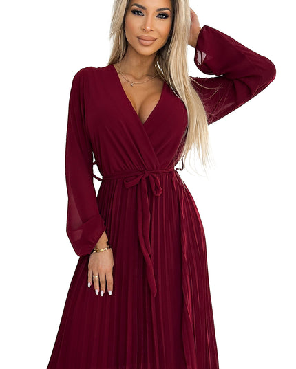 537-1 Plissiertes Chiffonkleid mit Ausschnitt, langen Ärmeln und gebundenem Gürtel - Burgunderrot by numoco basic